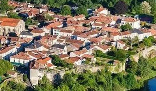 玉林回乡建别墅为什么一定要选专业乡墅公司